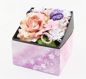 小ロット対応の造花アレンジ用別注デザインボックス